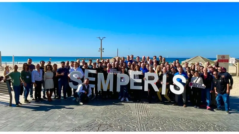 עובדי סמפריס (צילום יח"צ)