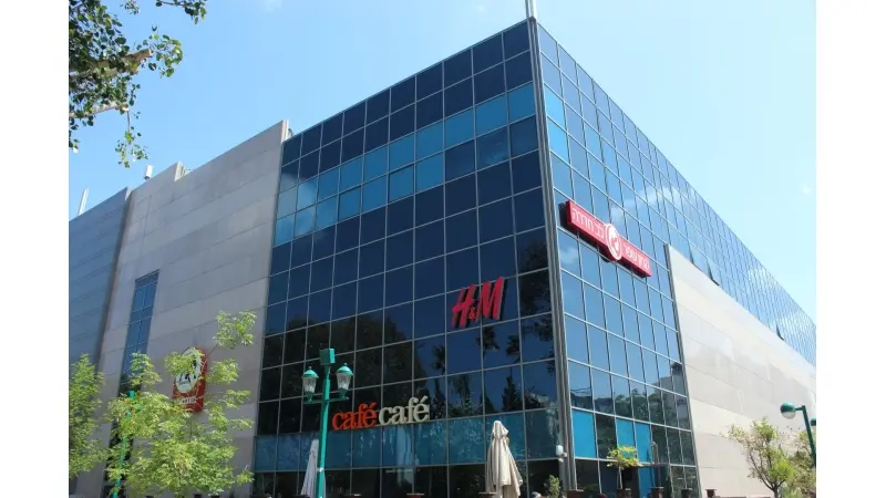 קניון עופר חדרה (צילום אסף לב)