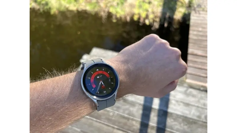 סמסונג Galaxy Watch4 קלאסיקות ו Watch5 Pro